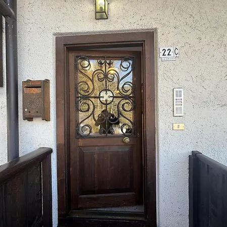 Casa Allegra, Con Balcone Panoramico 아파트 *